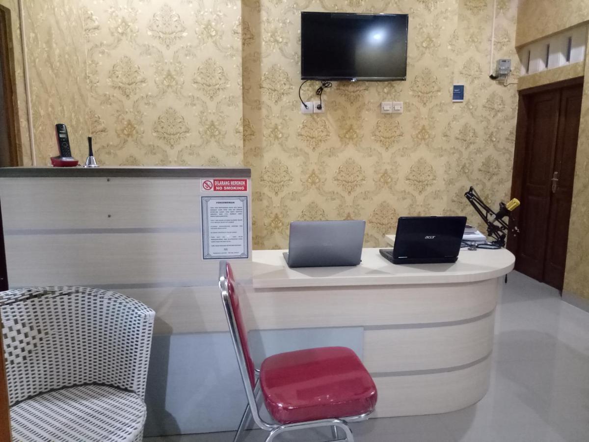 WISMA ANDALI Syariah near RSUD Cideres Majalengka Bagian luar foto