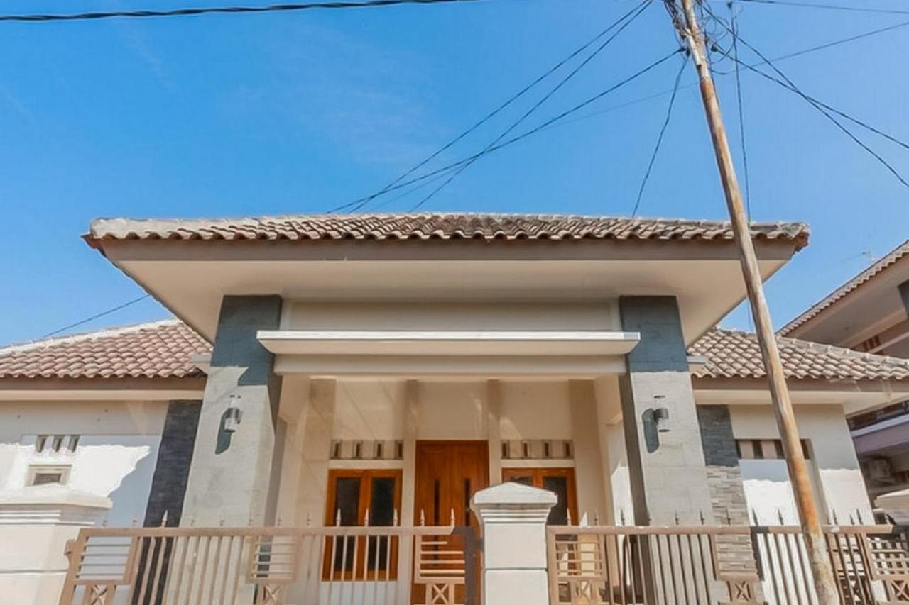 WISMA ANDALI Syariah near RSUD Cideres Majalengka Bagian luar foto